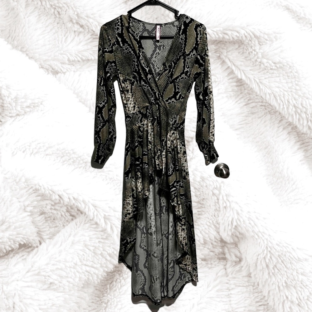 Klaudeth Collection Asymmetrical Long Sleeve Shirt